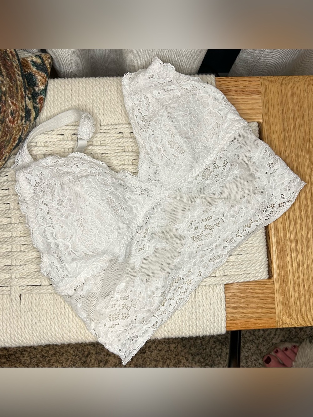 Hollister White Lace V Neck Cami Bralette Small